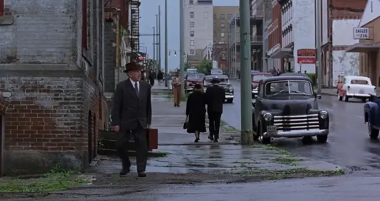 布鲁克斯发现外面的世界早已不是自己想象的那般